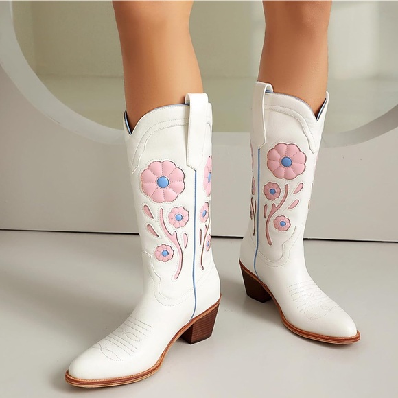 NWT-White and Pink Floral Heeled Boots - Picture 2 of 5
